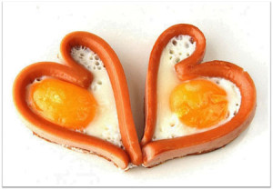 Яйца в форме сердца