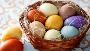 Чем покрасить яйца на пасху в домашних условиях без красителей