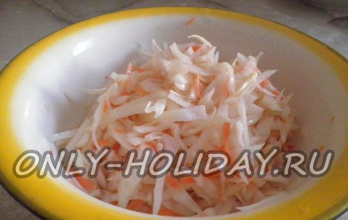 Квашеная капуста с морковью: рецепт с фото